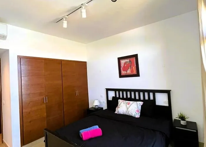 Sabina 2bd With Pool And Lagoon View Apartment