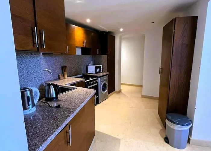 Sabina 2bd With Pool And Lagoon View Apartment *